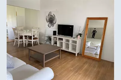 1011 9th St #8, Miami Beach, FL 33139 - Photo 3