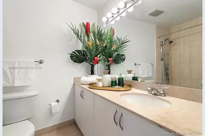 1750 N Bayshore Dr #1108, Miami, FL 33132 - Photo 7