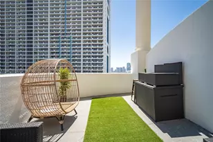 1750 N Bayshore Dr, Miami, FL 33132 - Photo 23