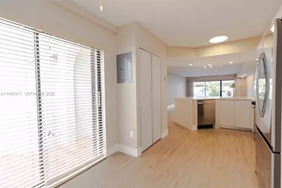 3525 Magellan Cir #626, Aventura, FL 33180 - Photo 5