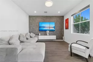 805 SE 18th St, Homestead, FL 33034 - Photo 7