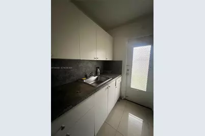 16120 NE 19th Ct #3, North Miami Beach, FL 33162 - Photo 3