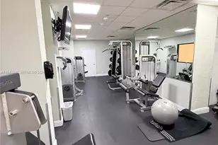 3180 S Ocean Dr, Hallandale Beach, FL 33009 - Photo 25