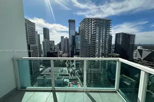 41 SE 5th St, Miami, FL 33131 - Photo 21