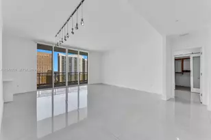 901 Brickell Key Blvd, Miami, FL 33131 - Photo 7