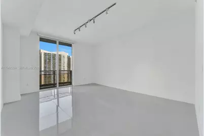 901 Brickell Key Blvd #3206, Miami, FL 33131 - Photo 13