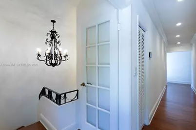 360 SW 28th Rd, Miami, FL 33129 - Photo 21