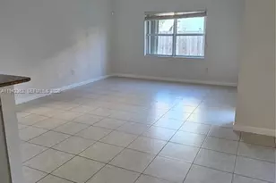 215 NE 36th Avenue Rd, Homestead, FL 33033 - Photo 7