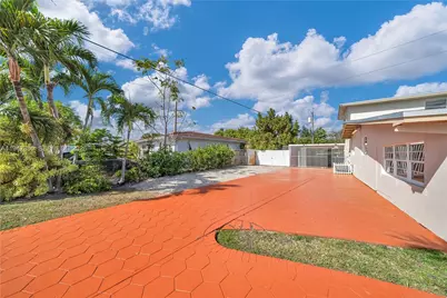 8241 SW 12th Ter, Miami, FL 33144 - Photo 7