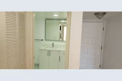 8005 Lake Dr #201, Doral, FL 33166 - Photo 15