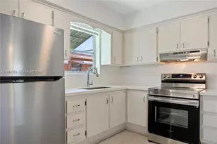2700 Pierce St, Hollywood, FL 33020 - Photo 1