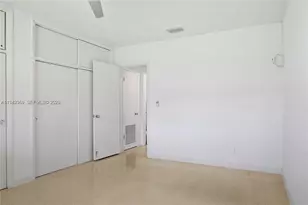 2700 Pierce St, Hollywood, FL 33020 - Photo 11