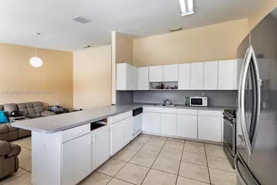 15286 SW 178th Ter, Miami, FL 33187 - Photo 3