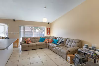 15286 SW 178th Ter, Miami, FL 33187 - Photo 9