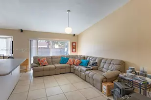 15286 SW 178th Terrace, Miami, FL 33187 - Photo 9