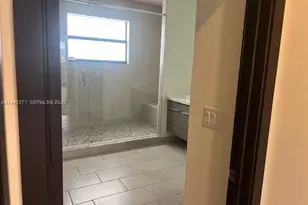 [Address not provided], Miami Lakes, FL 33018 - Photo 27