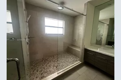 [Address not provided], Miami Lakes, FL 33018 - Photo 29