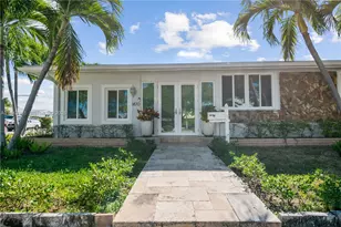 1470 N Treasure Dr, North Bay Village, FL 33141 - Photo 1