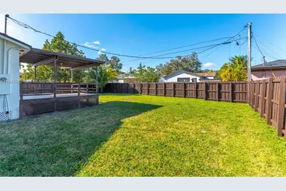 358 Pine Ct, Miami Springs, FL 33166 - Photo 19