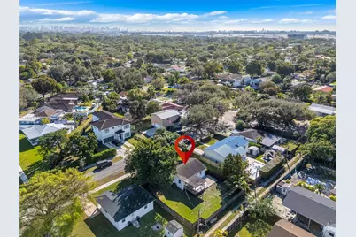 358 Pine Ct, Miami Springs, FL 33166 - Photo 19