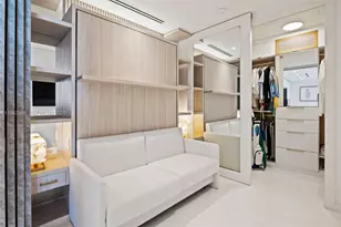 300 S Biscayne Blvd Way, Miami, FL 33131 - Photo 13