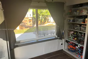 8801 SW 42nd St, Miami, FL 33165 - Photo 57