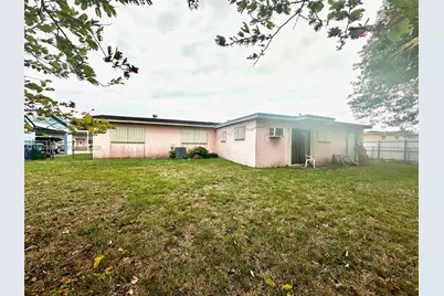 1815 NW 188th Ter, Miami Gardens, FL 33056 - Photo 5