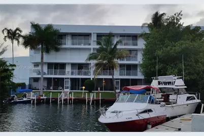 16531 NE 35th Ave #201, North Miami Beach, FL 33160 - Photo 17