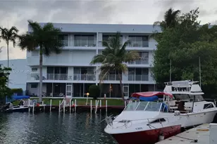 16531 NE 35th Ave, North Miami Beach, FL 33160 - Photo 17