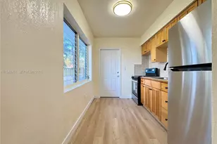 715 NE Ne 122 St, North Miami, FL 33161 - Photo 3