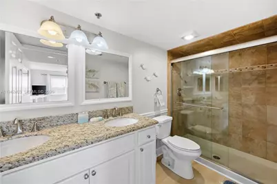 275 Palm Ave #A407, Jupiter, FL 33477 - Photo 17