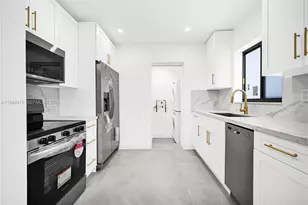 2261 SW 26th St, Miami, FL 33133 - Photo 3