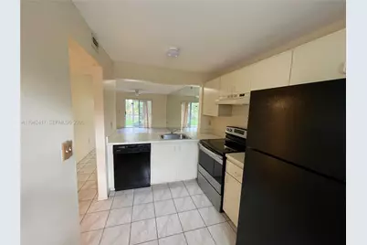 426 NE 210th Cir Ter #103-2, Miami, FL 33179 - Photo 7