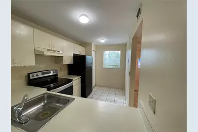 426 NE 210th Cir Ter #103-2, Miami, FL 33179 - Photo 11