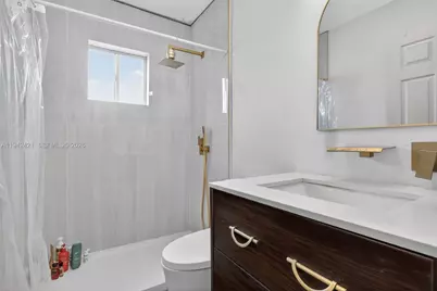 18752 NW 84th Pl #606-6, Hialeah, FL 33015 - Photo 15