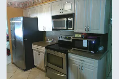 7422 NW 70th Ave, Tamarac, FL 33321 - Photo 5