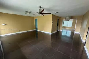 4701 NW 44th St, Tamarac, FL 33319 - Photo 11