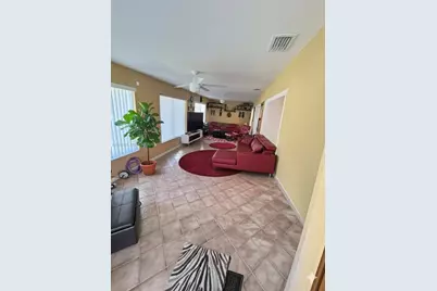 4701 NW 44th St, Tamarac, FL 33319 - Photo 9