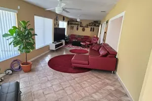 4701 NW 44th St, Tamarac, FL 33319 - Photo 9