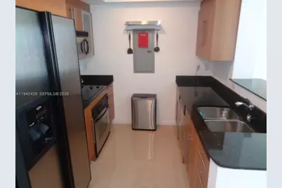 325 S Biscayne Blvd #2417, Miami, FL 33131 - Photo 5