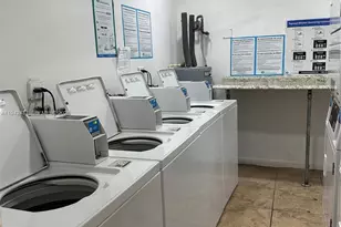 8605 SW 68th Ct, Pinecrest, FL 33156 - Photo 17