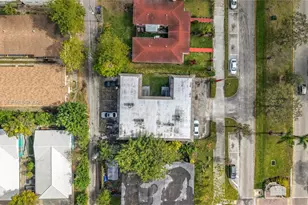 2335 NE 172nd St, North Miami Beach, FL 33160 - Photo 39