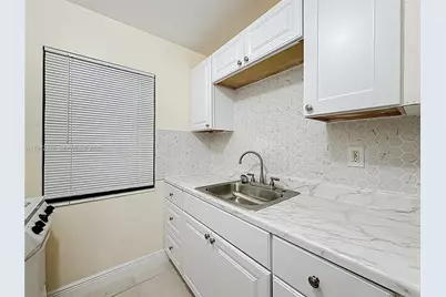 2335 NE 172nd St #3, North Miami Beach, FL 33160 - Photo 27