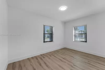 14401 Pierce St, Miami, FL 33176 - Photo 11