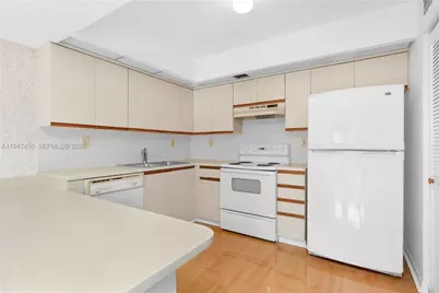 8810 SW 132nd Pl #403DN, Miami, FL 33186 - Photo 5