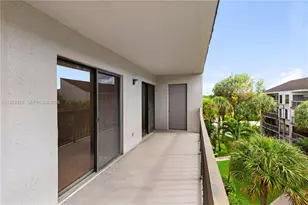 8810 SW 132nd Pl, Miami, FL 33186 - Photo 9