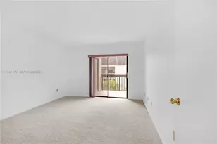 8810 SW 132nd Pl, Miami, FL 33186 - Photo 19