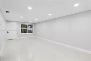 7144 Southgate Blvd, Tamarac, FL 33321 - Photo 5