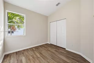 3059 Laurel Ridge Cir, Riviera Beach, FL 33404 - Photo 19