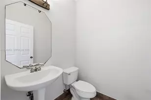 3059 Laurel Ridge Cir, Riviera Beach, FL 33404 - Photo 13